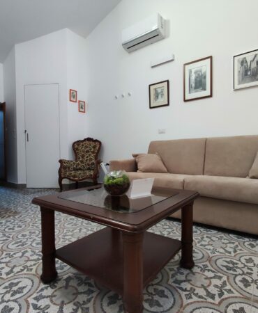 bedroom_sofa_2